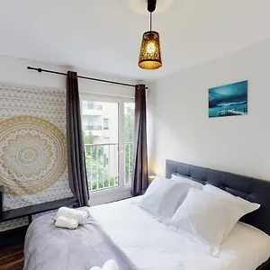 Le Berthollet 9 - Renovated 1 Bedroom 2 Steps - Center Apartment